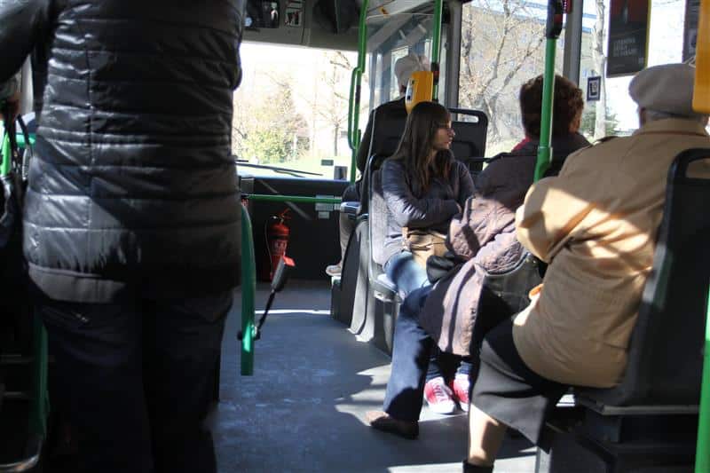 Autobus jak ostry dyżur. Pasażer uratowany w MPK komunikacja miejska Galerie, Olsztyn, Wiadomości