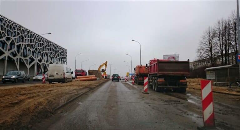 Uwaga kierowcy! Zawężenie jezdni przy Galerii Warmińskiej