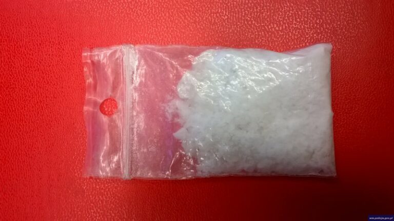 Co łączy ucieczkę przez pola i chodzenie na czworakach?