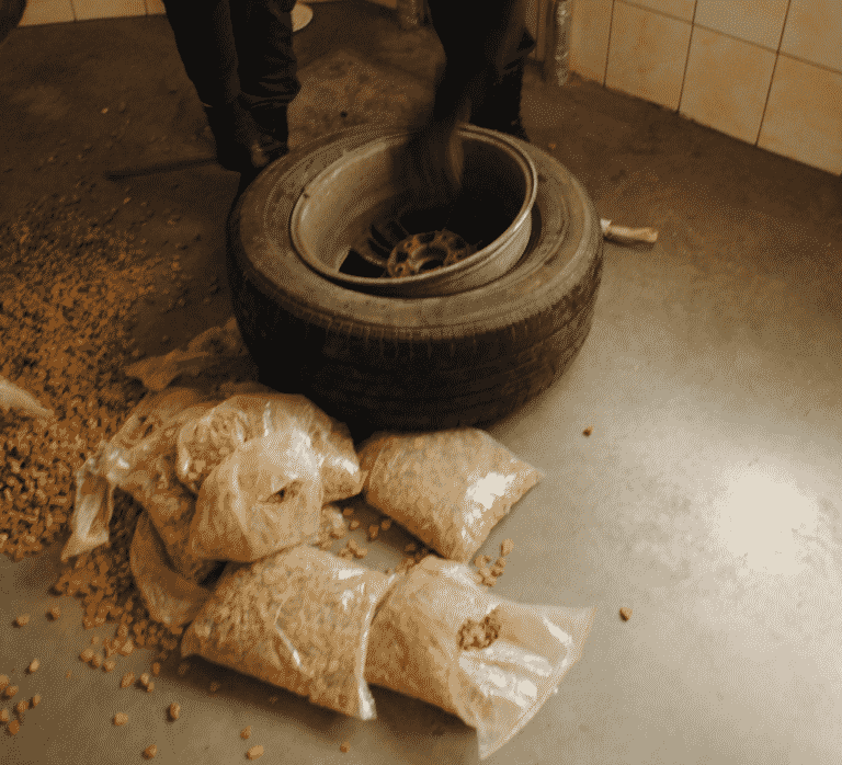 Kolejne zapasy jantaru w celniczym magazynie