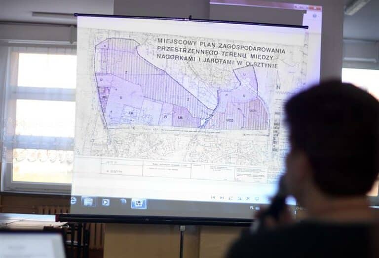 Teren między Nag&oacute;rkami a Jarotami: możemy liczyć na więcej zieleni i park?