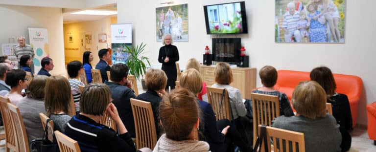 Jak pom&oacute;c naszym seniorom? Regionalna konferencja na Mazurach