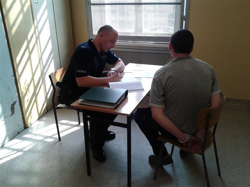 pijany komenda policja (3)