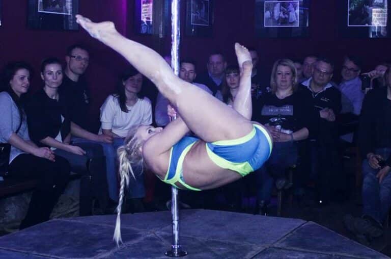 Piękne kobiety i gorący taniec – Pole Dance Night w Olsztynie