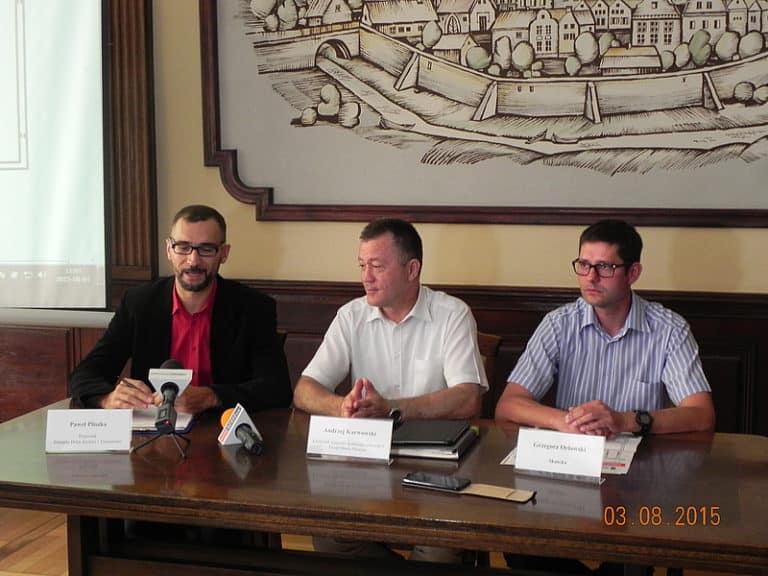 csm sikorskiego zamykaja skrzyzowania konferencja ratusz