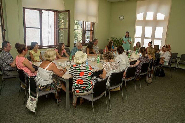 Ratusz szkoli miejskich wolontariuszy