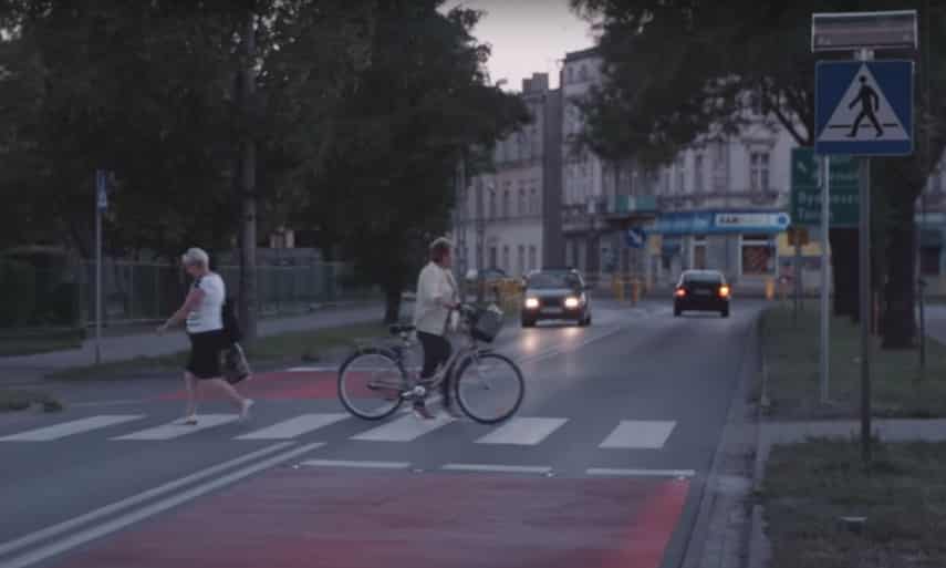 Ul. Sielska z aktywnym przejściem dla pieszych