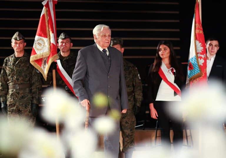 W Olsztynie odznaczono zasłużonych weteran&oacute;w