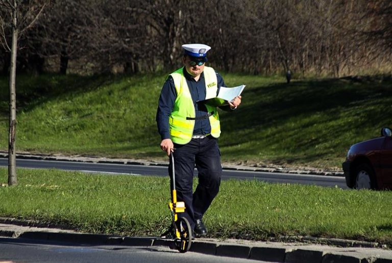 Tragiczne zdarzenie pod Olsztynkiem &ndash; brak pas&oacute;w kosztował go życie?