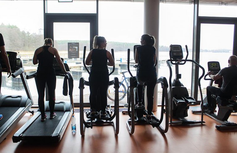 Nowy klub sportowy nad jeziorem Krzywym