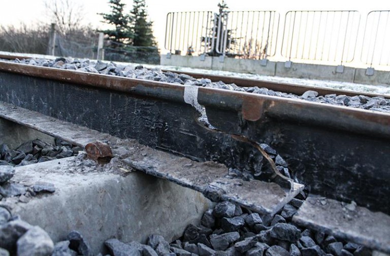 Pękły kolejne szyny. Ruch tramwajowy miejscowo wstrzymany