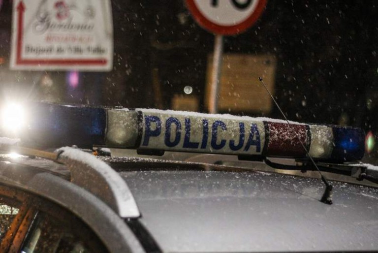 Prawie wjechał w radiowóz na Zatorzu. Miał 3 promile