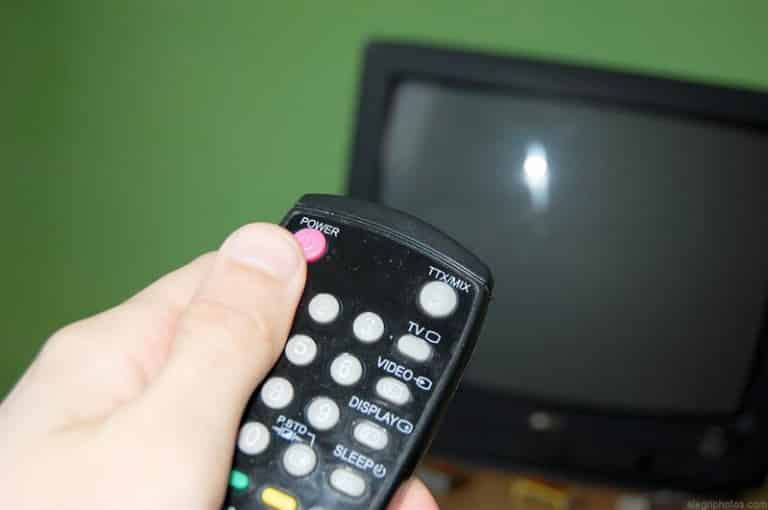 Od kilku lat kradł prąd. Zdradził go telewizor