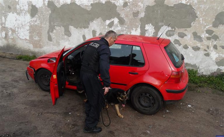 Śmiertelnie potrącił pieszego na ul. Leonharda i uciekł