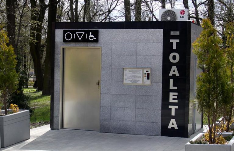Toalety w staromiejskich lokalach za darmo