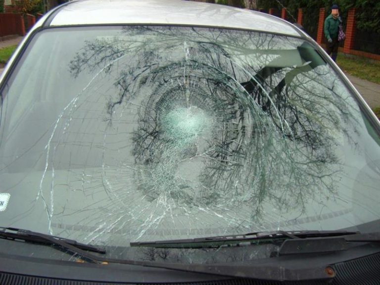 9-latka potrącona przez samoch&oacute;d na Pieczewie