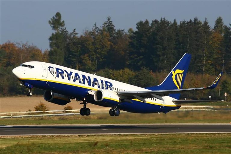 Ryanair poleci z Szyman!