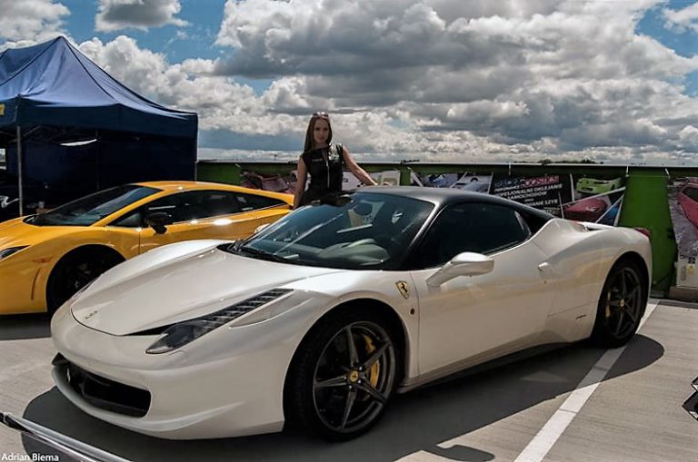 Night Power wystartował. Pierwsze zdjęcia z imprezy