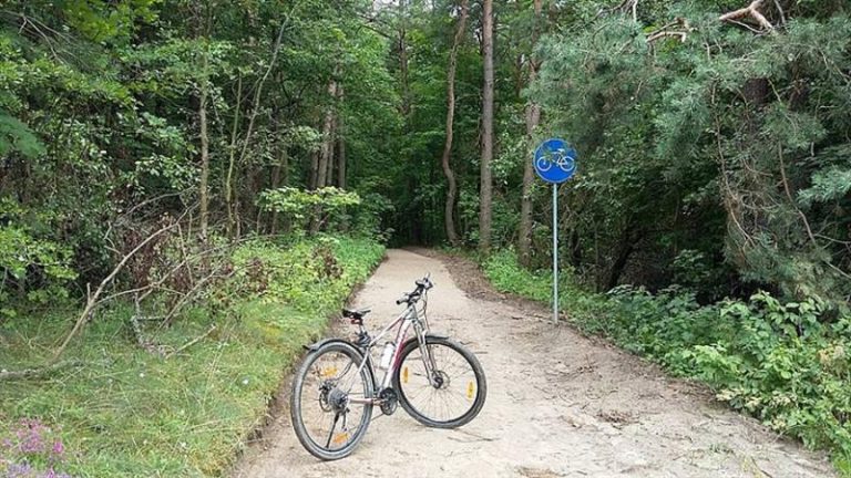 Nowa ścieżka rowerowa wzdłuż brzeg&oacute;w jeziora Ukiel
