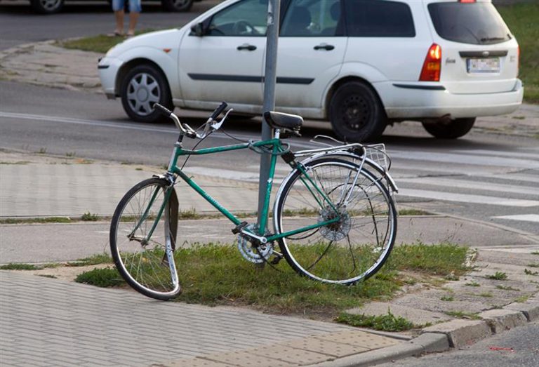 Policja szuka świadk&oacute;w zdarzenia drogowego