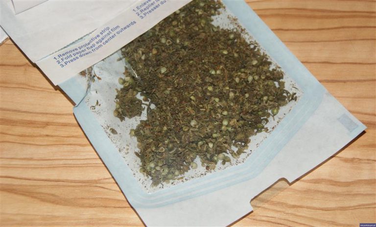 ,,Chciałem spr&oacute;bować, ale nie zdążyłem&rdquo;. Policjanci zatrzymali 33-latka z marihuaną