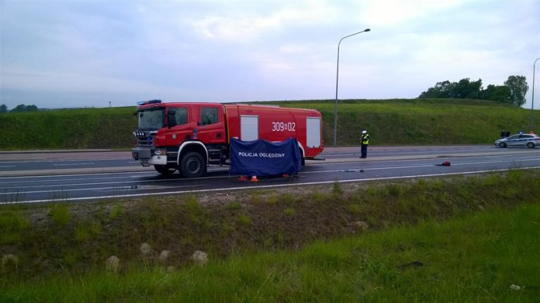 Jedna osoba zginęła, a cztery ranne w wypadku pod Olsztynem