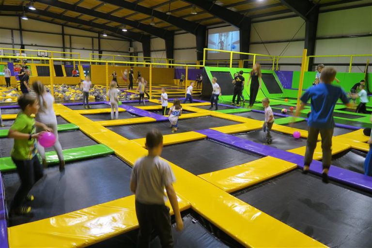 Niezapomniany w-f tylko w Parku Trampolin