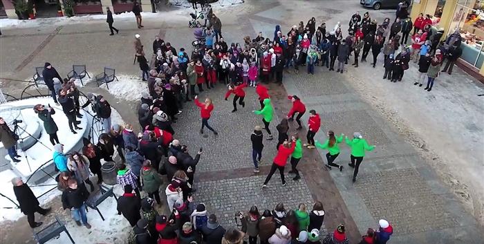 Flash Mob na olsztyńskiej starówce