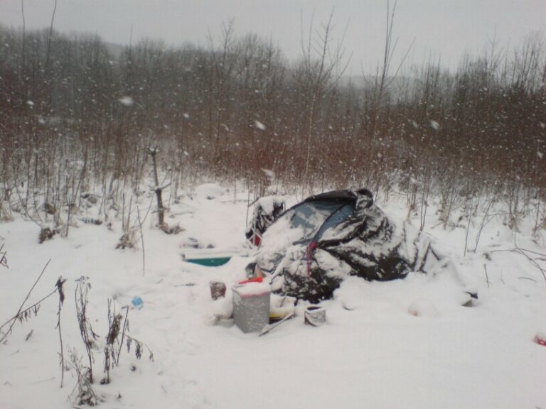 Spała w namiocie przy ulicy Bałtyckiej