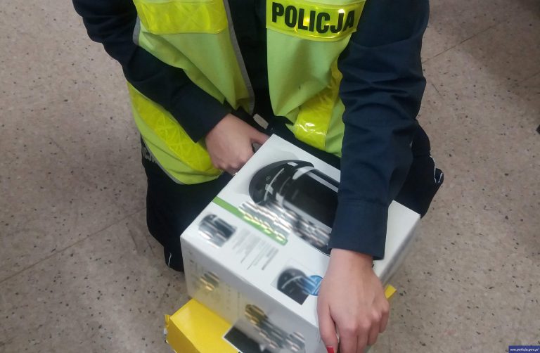 Olsztyn: Podrabiała umowy na sprzedaż robot&oacute;w kuchennych