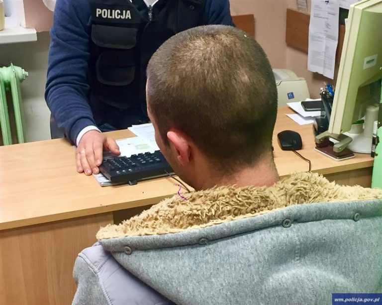 Włamali się do sklepu