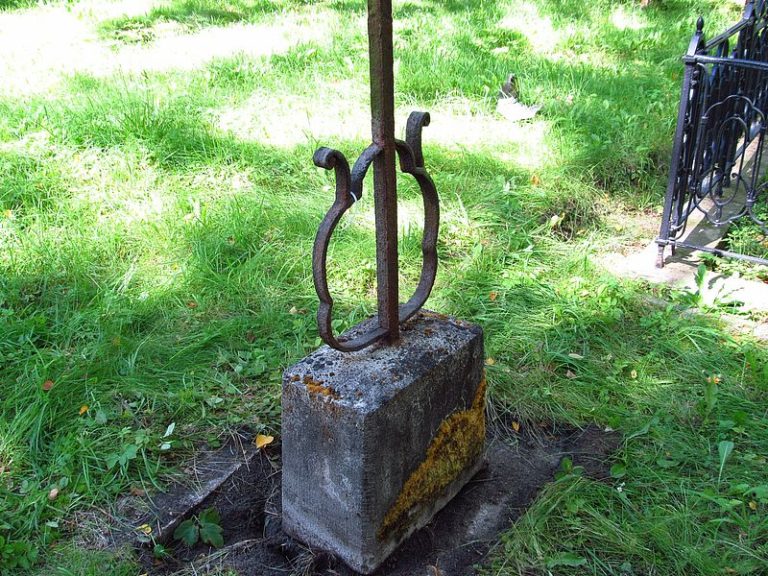 Ratujmy zabytkowe cmentarze &ndash; zachęcamy do kwesty