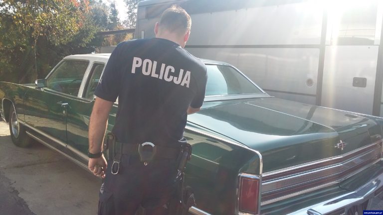 ODPOWIE ZA USZKODZENIE LINCOLNA