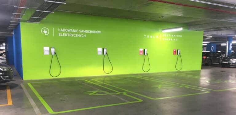 Galeria Warmińska przyjazna elektrycznym autom
