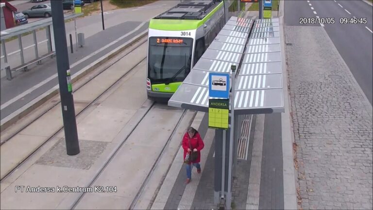 Poszukiwana przez olsztyńska policję. Nagranie z monitoringu