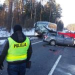 Wypadek pod Olsztynem. Trzy osoby nie żyją. Zderzyły się pojazdy w tym autobus z dziećmi [AKTUALIZACJA]