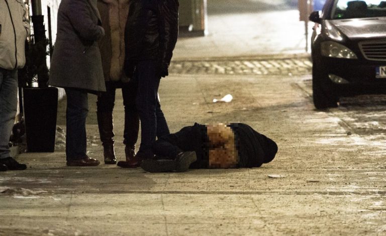 Świecił gołymi pośladkami w centrum Olsztyna