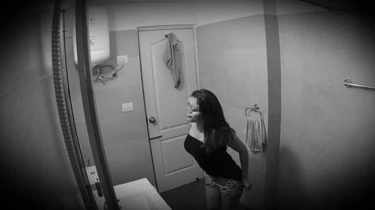 Ochroniarz podstępnie nagrywał kobiety w toalecie