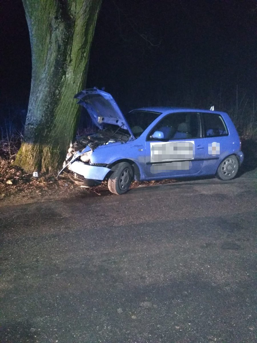 Przejechał leżącego na drodze mężczyznę. Pieszy zginał na miejscu [FOTO]