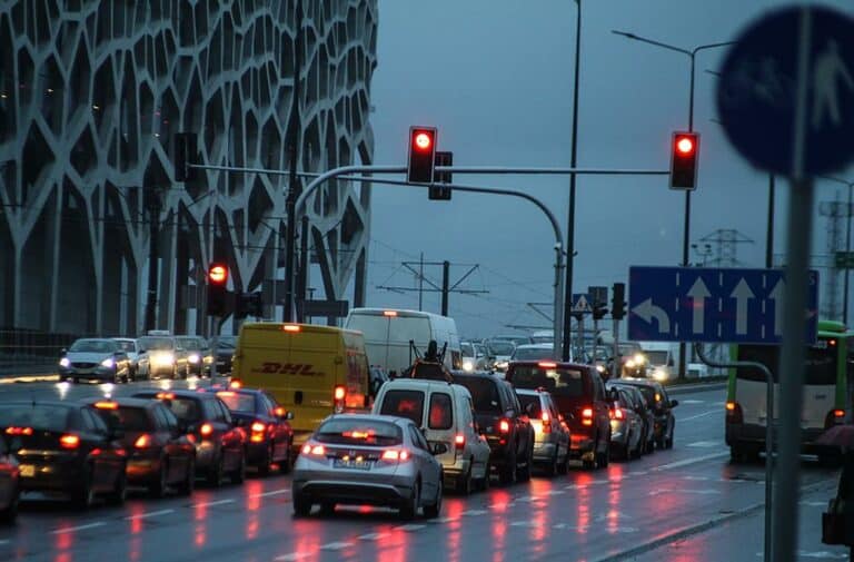 Tiry zakorkują al. Sikorskiego?
