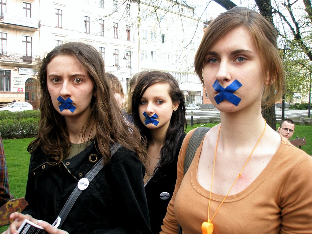 Nienawiści wobec osób LGBT+? W Olsztynie odbędzie się Dzień Milczenia