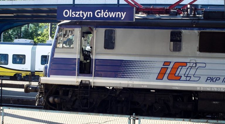 W pociągu z Olsztyna było niewyobrażalnie brudno i śmierdząco? Pani Ewa: &ndash; Uwłacza to ludzkiej godności