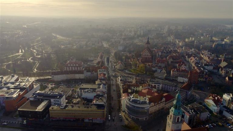 Jeszcze nikt nie pokazał Olsztyna z takiej perspektywy. Rusza projekt 11-23 [WIDEO]