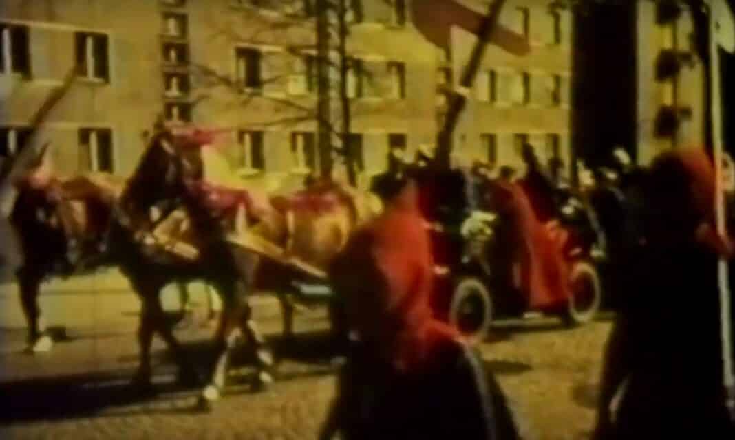 Tak wyglądała Parada Wydział&oacute;w w 1971 roku [WIDEO]