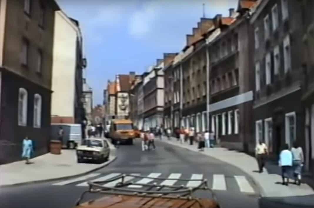 Jak wyglądał Olsztyn w 1988 roku? Zobacz prywatne nagranie [WIDEO VHS]