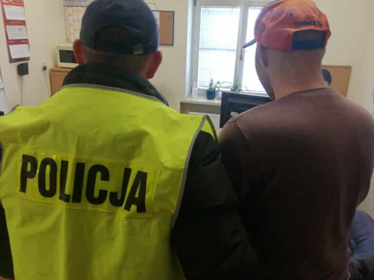 Złodziej nie ma wstydu. Zarejestrowała go kamera sklepowego monitoringu na ul. Dąbrowszczak&oacute;w [AKTUALIZACJA]