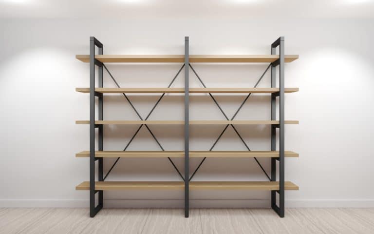 Jak dbać o meble metalowe?