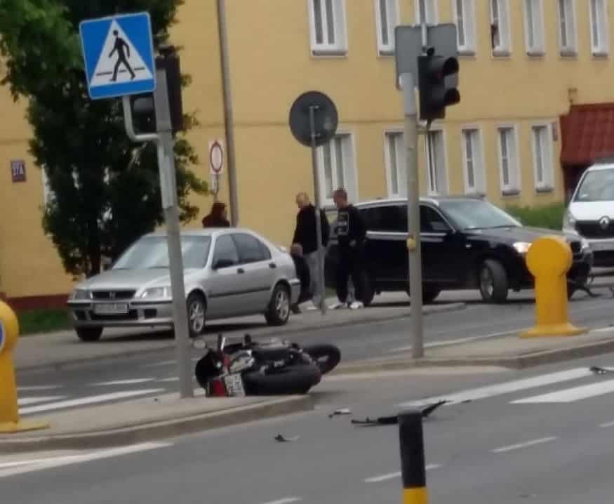 Wypadek na ul. Limanowskiego. BMW zderzyło się tam z motocyklem