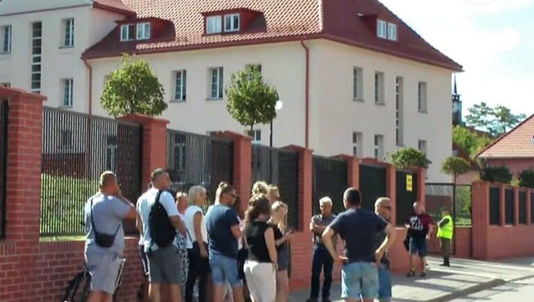 Prokuratura umorzyła jeden wątek śledztwa przeciw organizatorce wyjazd&oacute;w dla rodzin wojskowych