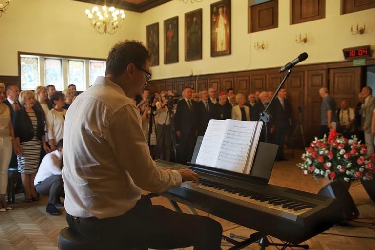 Uroczysta sesja rady miasta z okazji 30. rocznicy wybor&oacute;w czerwcowych